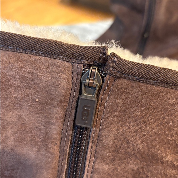 UGG Brown Shearling Lined Boots - Picture 10 of 10